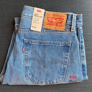 New with tags - Levi 505 jeans